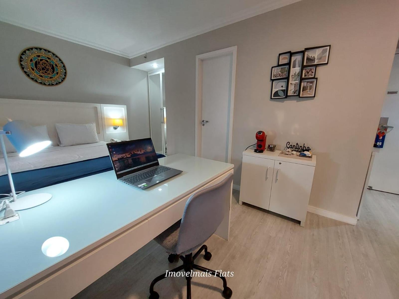 Apartment Executive Perdizes Allianz